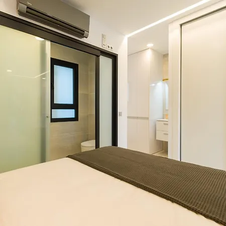 Apartment By Playa De Canteras