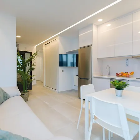 Modern Beachfront Retreat For 2