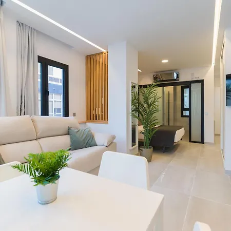 By Playa De Canteras Apartment *