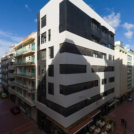 Apartment By Playa De Canteras *